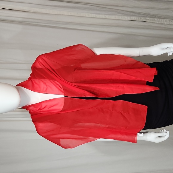 5/$25🌴Red Sheer 100% Polyester Made in Italy Scarve - Picture 2 of 3